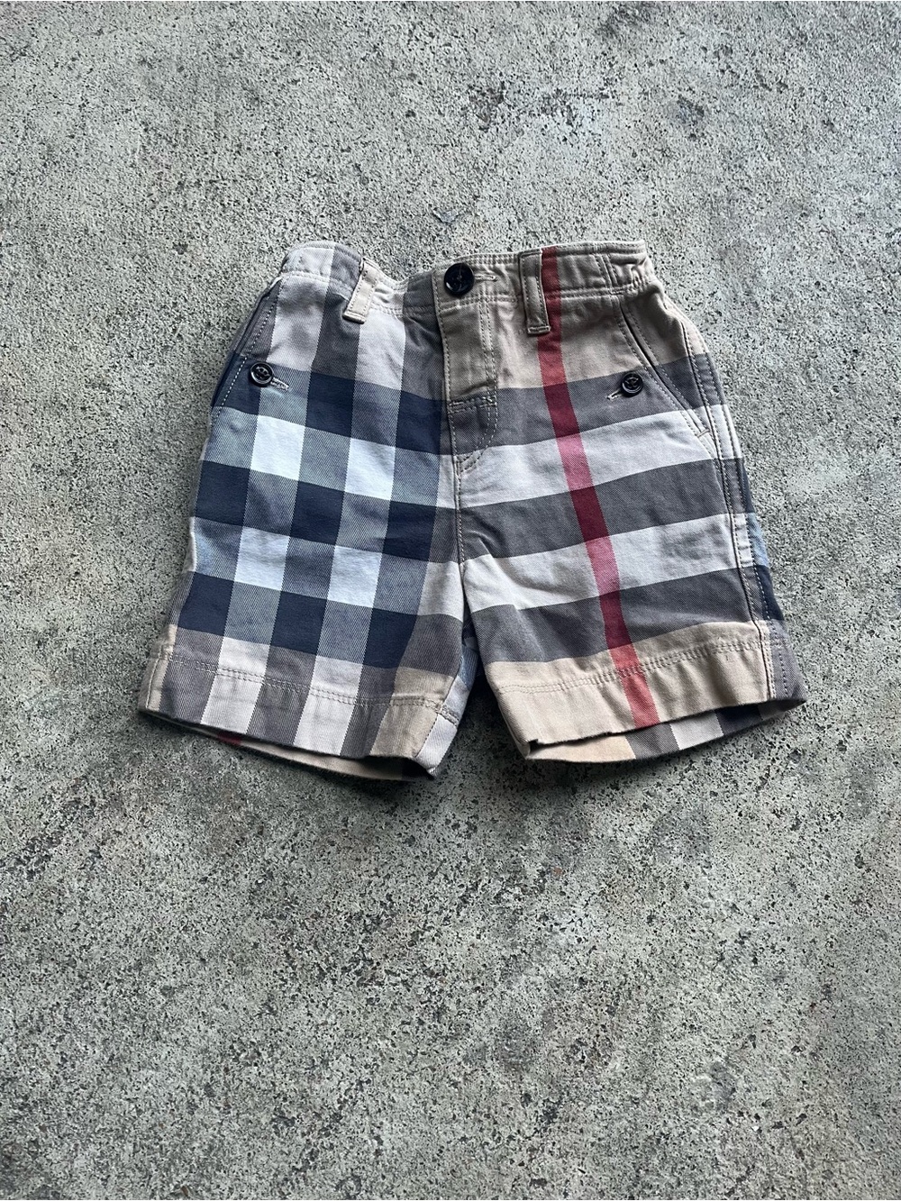 Burberry Boys Plaid Cargo Shorts in Beige, Navy and Red